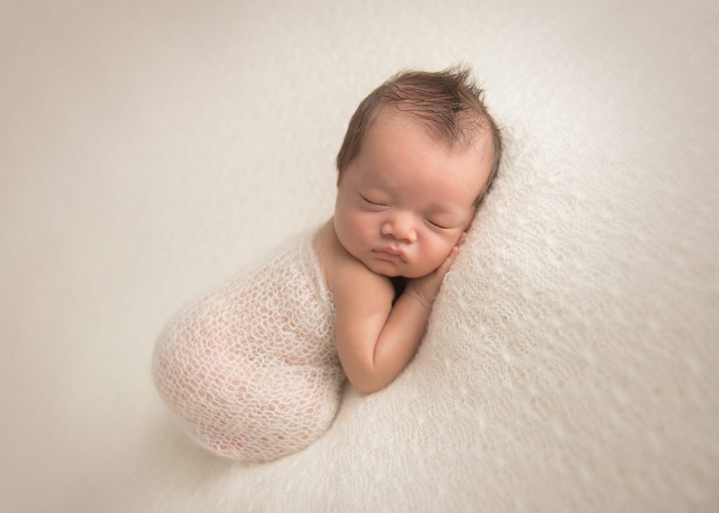 Newborn portrait photographer nyc Newborn portrait photographer nyc