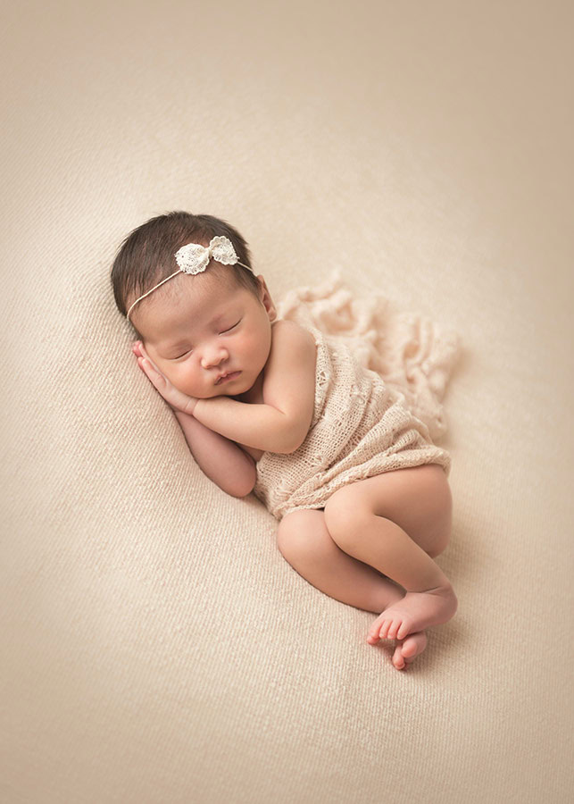newborn photography in nyc westchester michael kormos