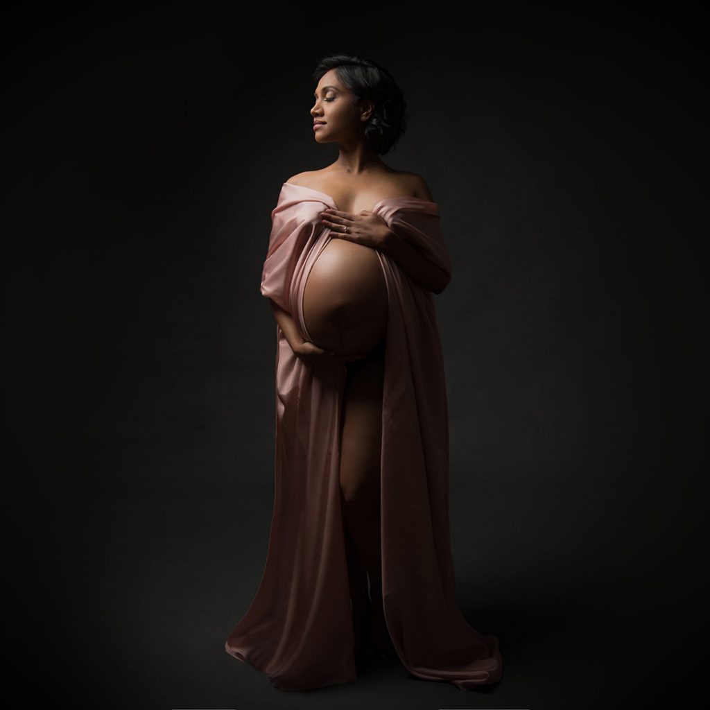 elegant maternity photography dress studio
