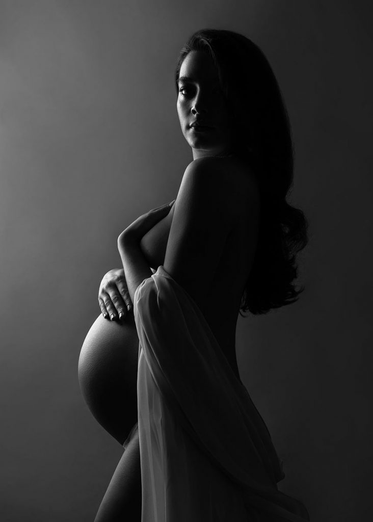 high contrast maternity model for pregnancy portrait