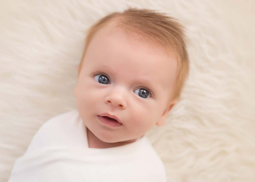Dark Blue Eyes Newborn - Newborn baby