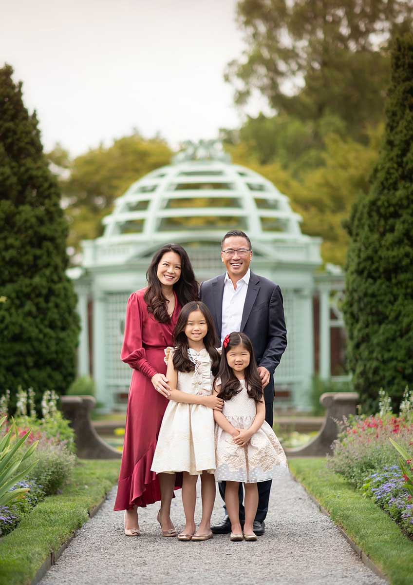 Irvine Family Portrait Photography Near Me thumbnail