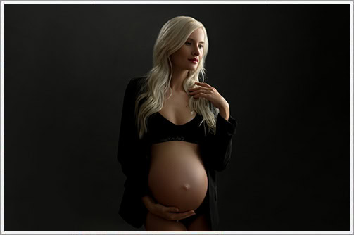 Portrait of a pregnant woman taken at a NYC maternity photo studio